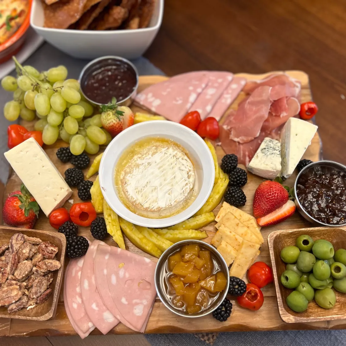 Appetizers & charcuterie